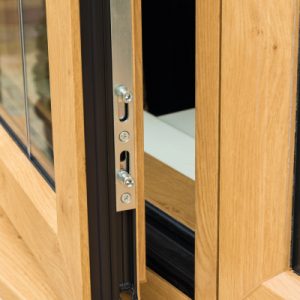 ADVANCE 70 Windows and Doors hardware